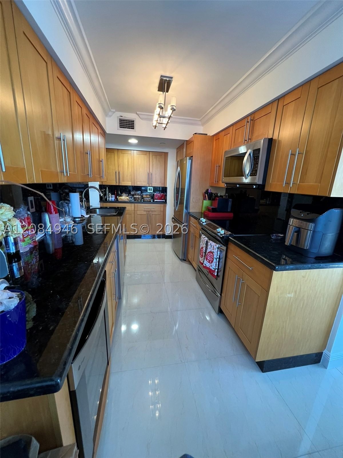 Real estate property located at 3530 Mystic Pointe Dr #1215, Miami-dade, Mystic Pointe Tower 500 C, Aventura, FL