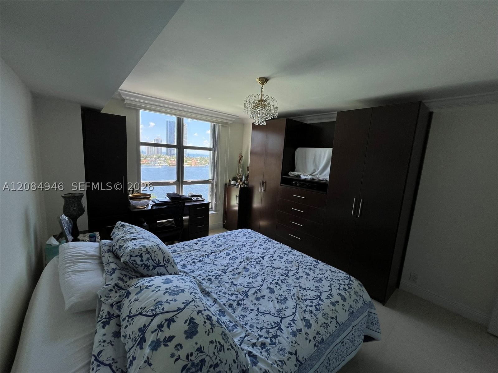 Real estate property located at 3530 Mystic Pointe Dr #1215, Miami-dade, Mystic Pointe Tower 500 C, Aventura, FL