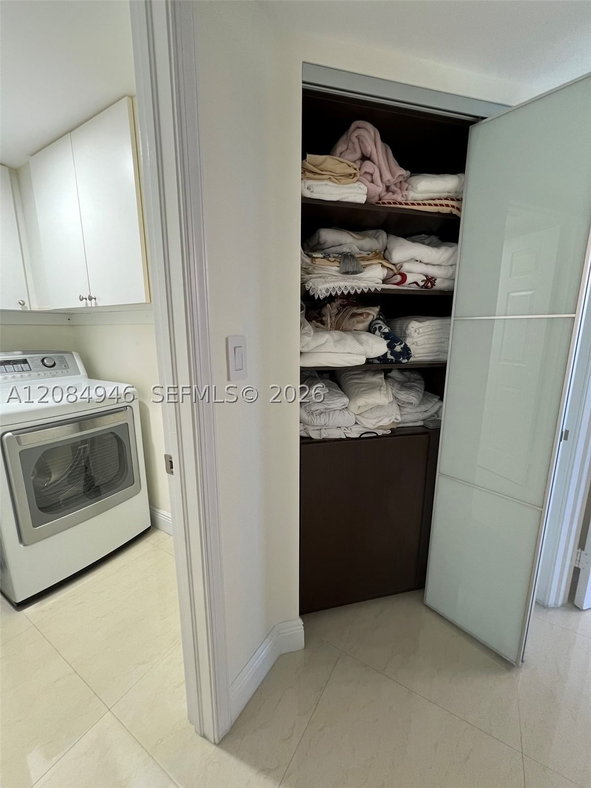 Real estate property located at 3530 Mystic Pointe Dr #1215, Miami-dade, Mystic Pointe Tower 500 C, Aventura, FL