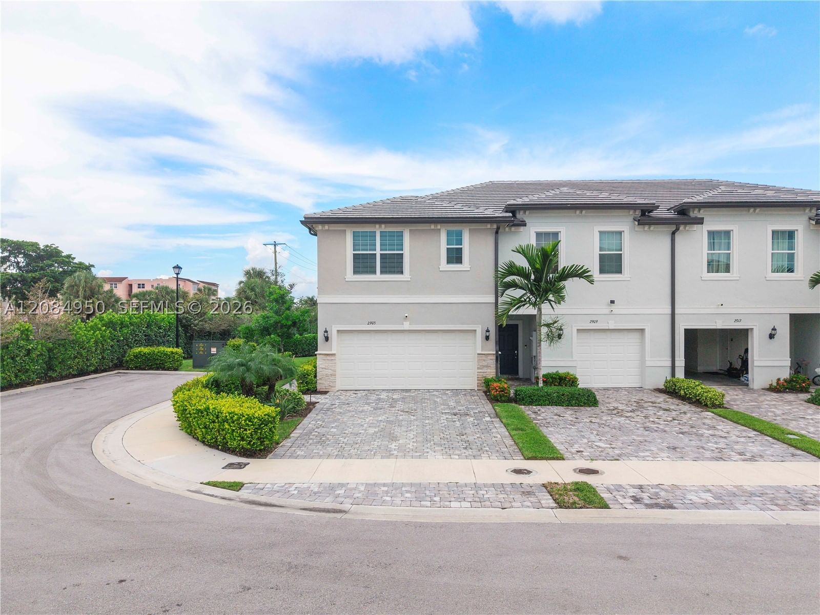 Real estate property located at 2905 Olivia Ave, Broward, Somerset Plaza, Lauderdale Lakes, FL