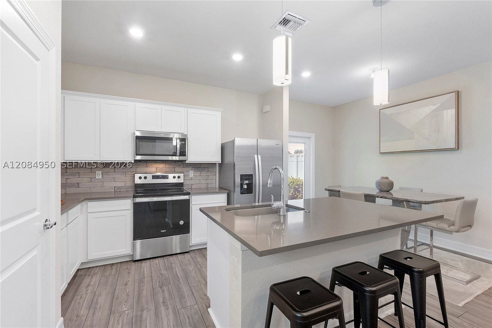 Real estate property located at 2905 Olivia Ave, Broward, Somerset Plaza, Lauderdale Lakes, FL