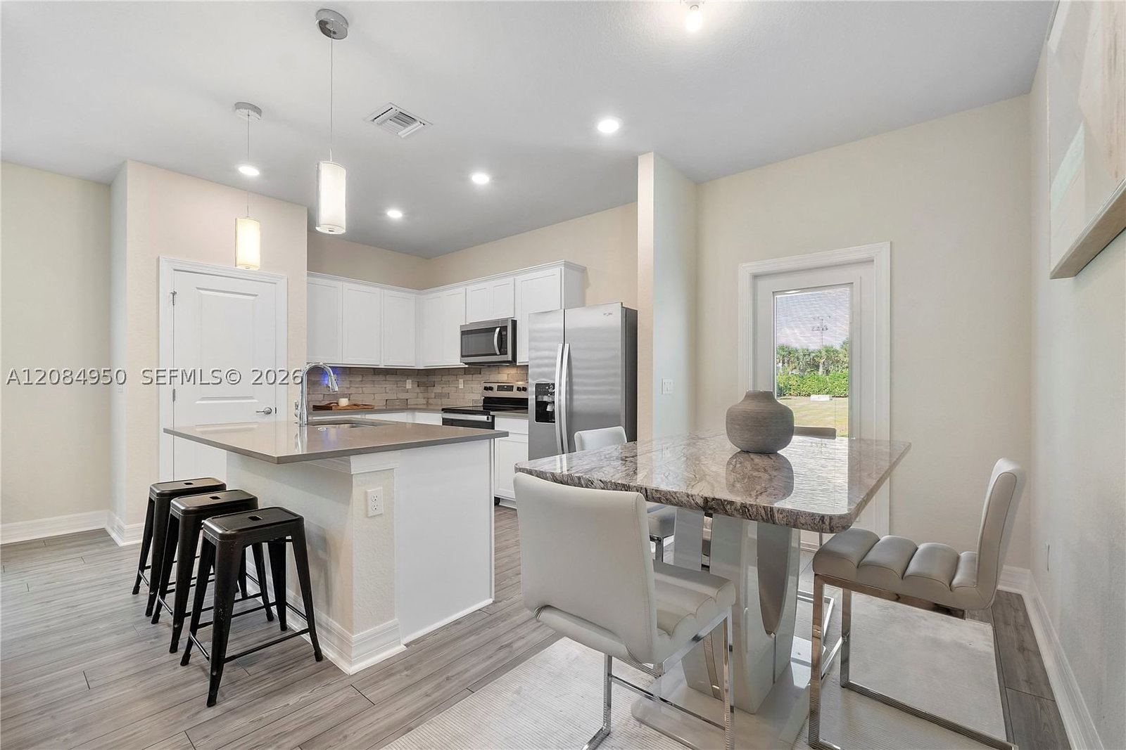Real estate property located at 2905 Olivia Ave, Broward, Somerset Plaza, Lauderdale Lakes, FL