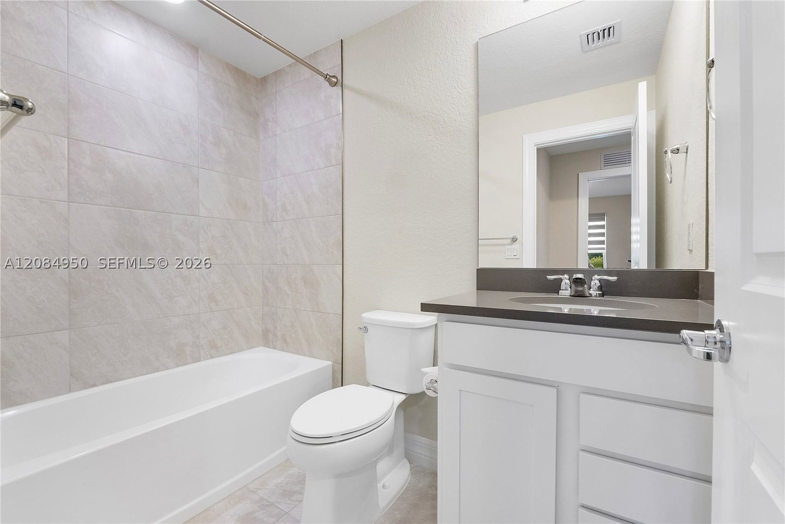 Real estate property located at 2905 Olivia Ave, Broward, Somerset Plaza, Lauderdale Lakes, FL