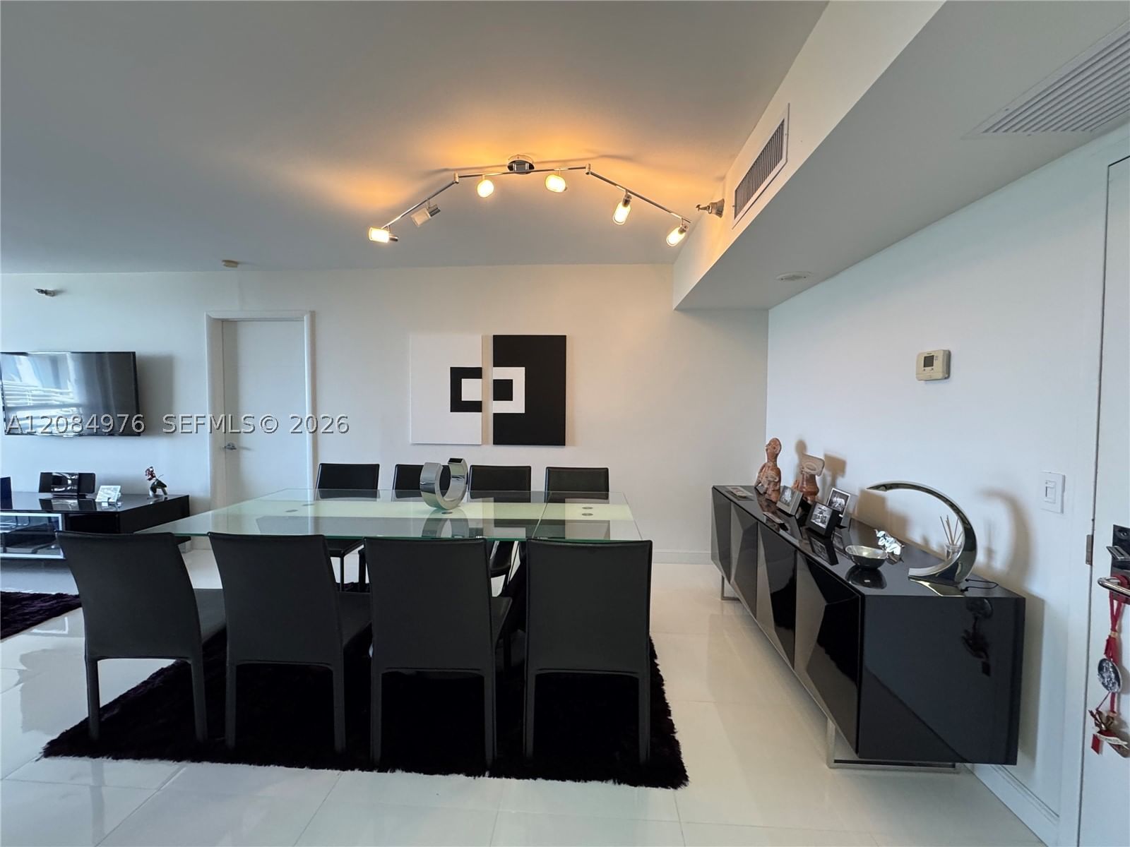 Real estate property located at 3300 191st St #1710, Miami-dade, Parc Central Aventura Sou, Aventura, FL