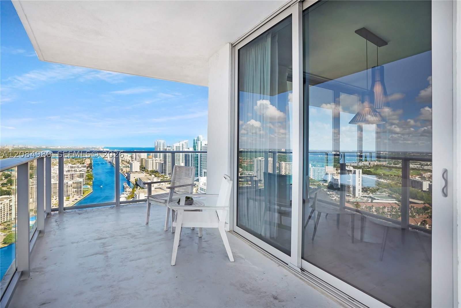 Real estate property located at 4010 Ocean Dr R3302, Broward, 4010 South Ocean Condo, Hollywood, FL