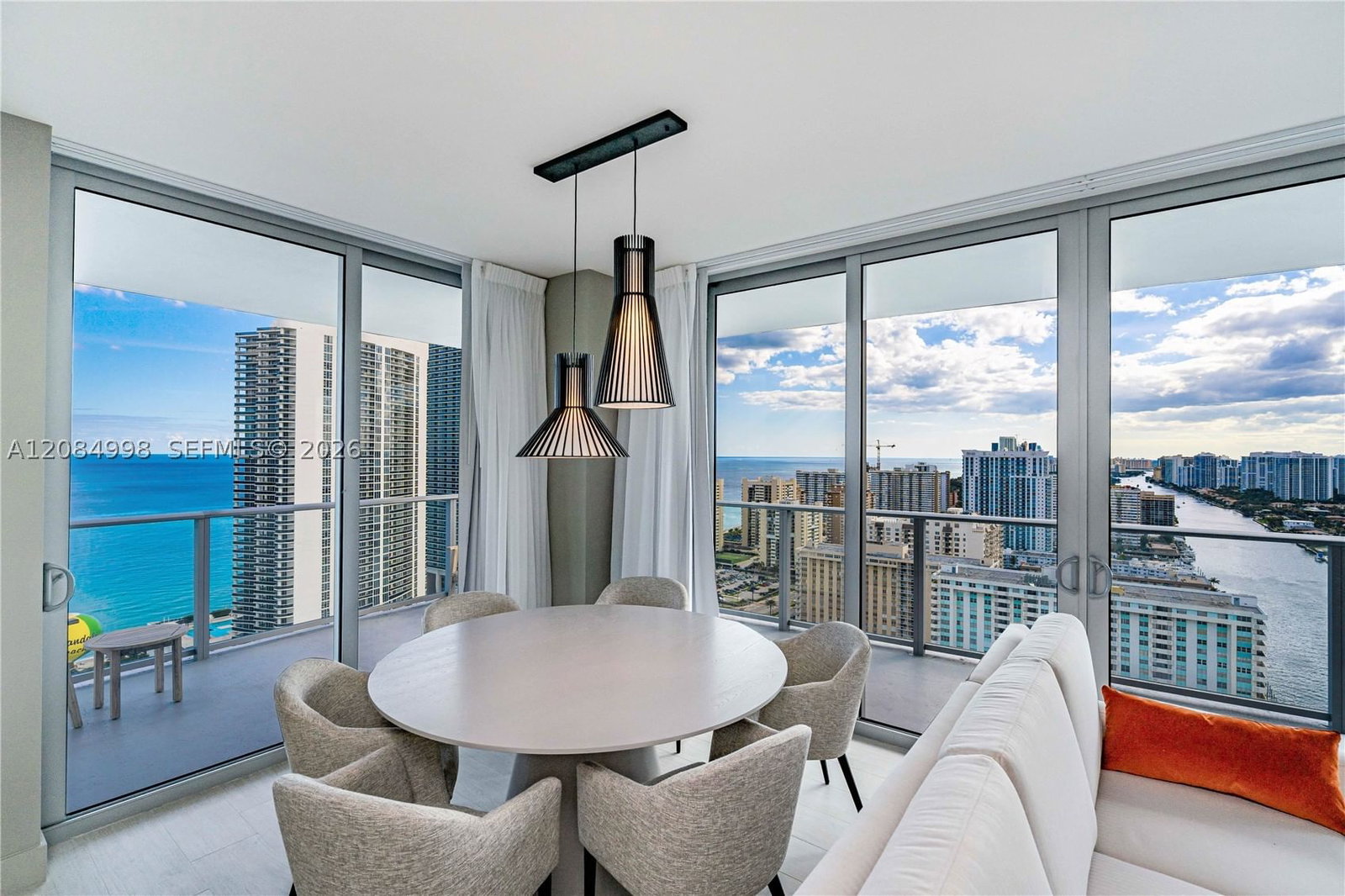 Real estate property located at 4010 Ocean Dr R1609, Broward, 4010 South Ocean Condo, Hollywood, FL
