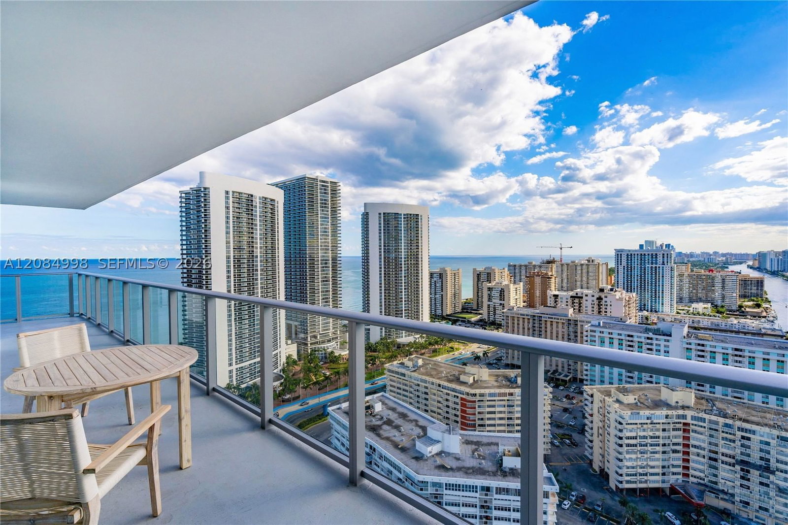 Real estate property located at 4010 Ocean Dr R1609, Broward, 4010 South Ocean Condo, Hollywood, FL