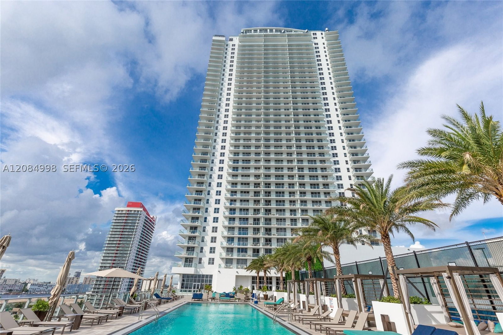 Real estate property located at 4010 Ocean Dr R1609, Broward, 4010 South Ocean Condo, Hollywood, FL