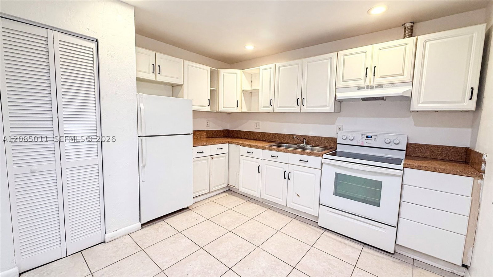 Real estate property located at 5100 41st St #115, Broward, Condado Real Condo, Pembroke Park, FL