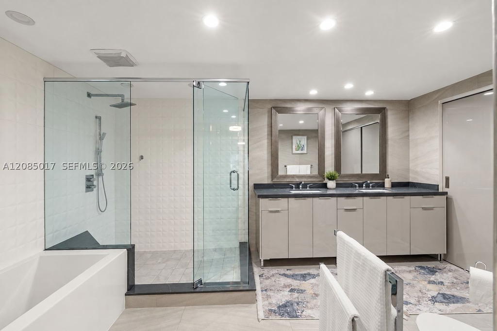 Real estate property located at 918 4th St, Broward, Gulfstream Estates, Hallandale Beach, FL