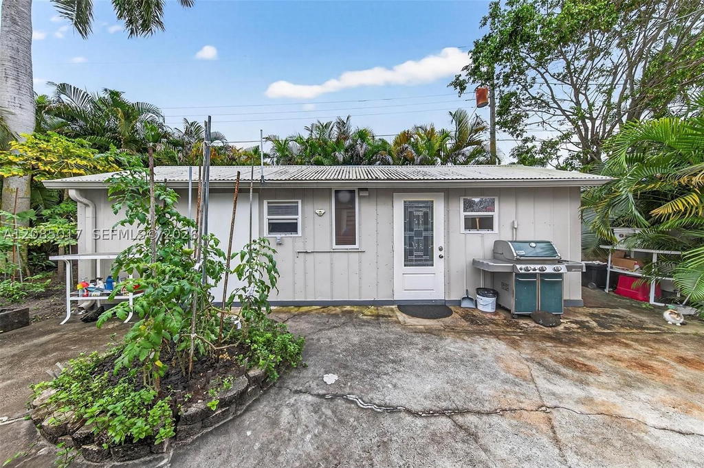 Real estate property located at 918 4th St, Broward, Gulfstream Estates, Hallandale Beach, FL
