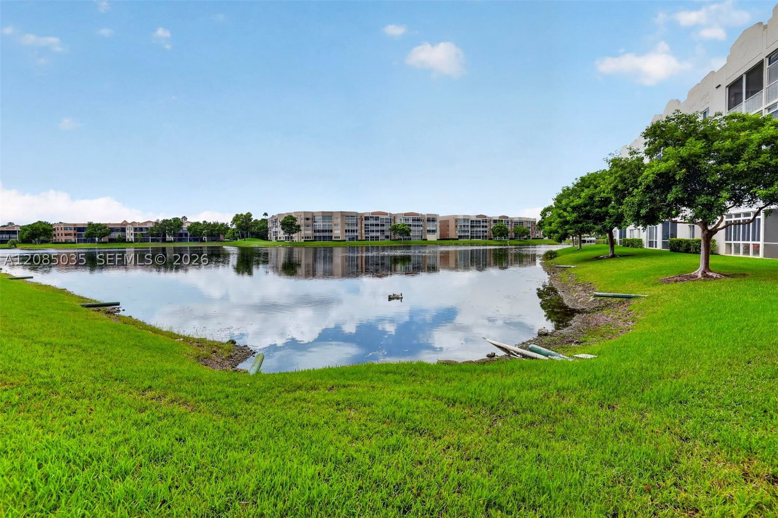 Real estate property located at 7727 Southampton Ter #310, Broward, Southampton Condominium F, Tamarac, FL