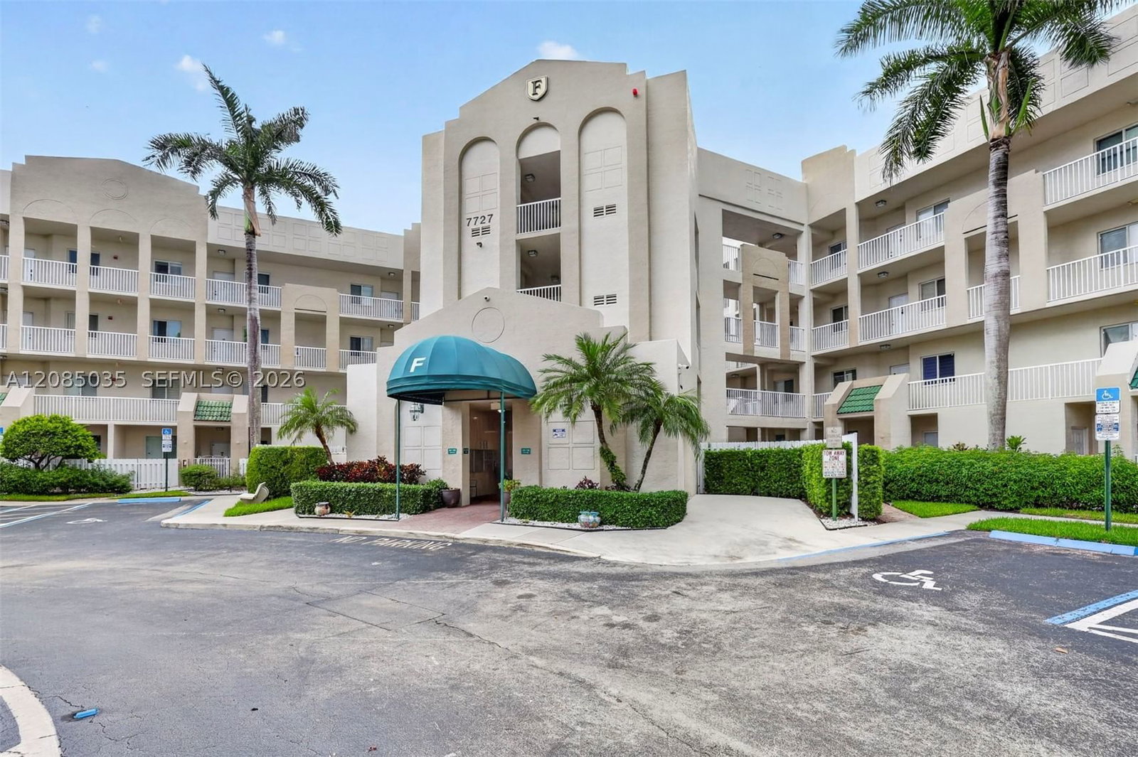 Real estate property located at 7727 Southampton Ter #310, Broward, Southampton Condominium F, Tamarac, FL
