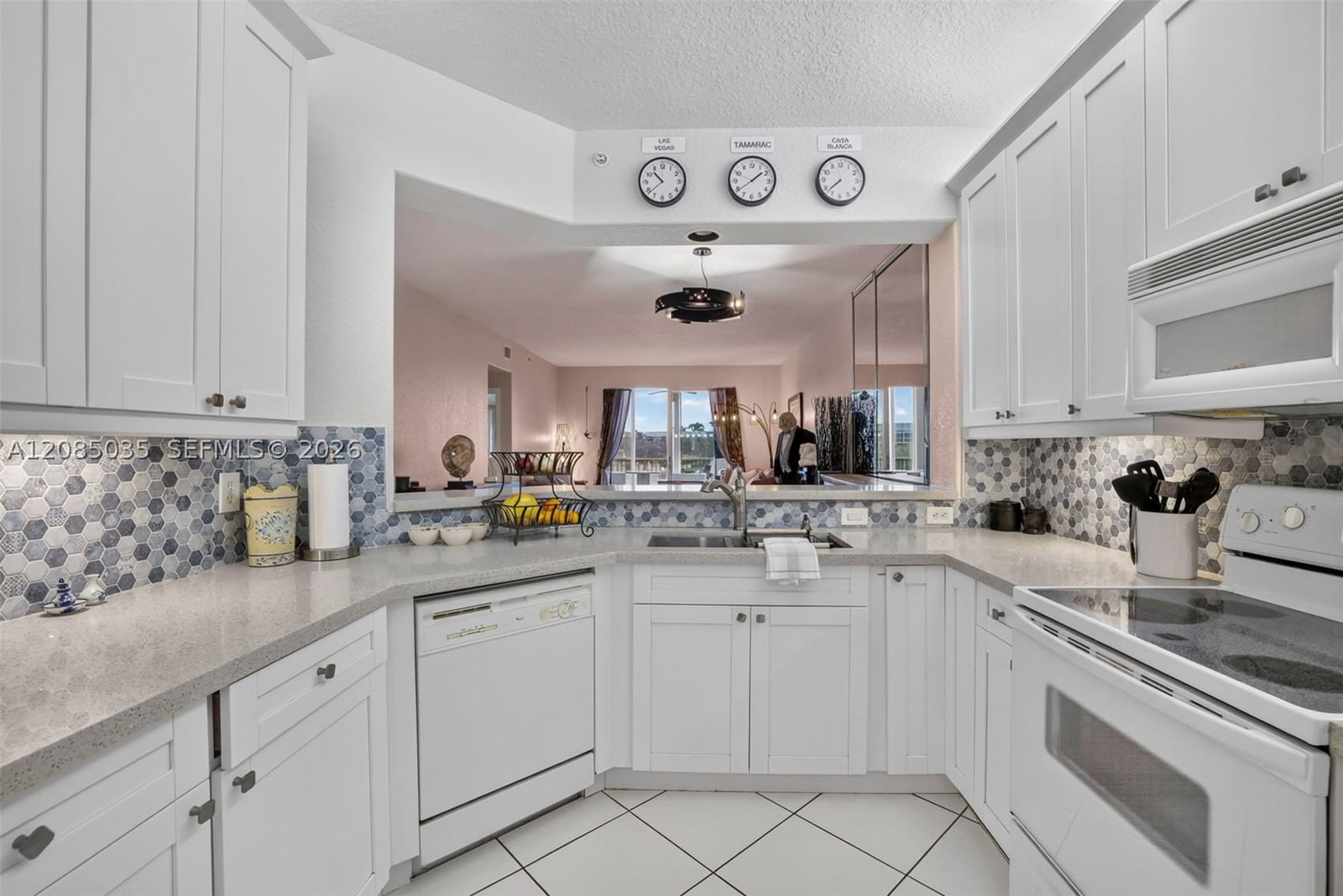 Real estate property located at 7727 Southampton Ter #310, Broward, Southampton Condominium F, Tamarac, FL