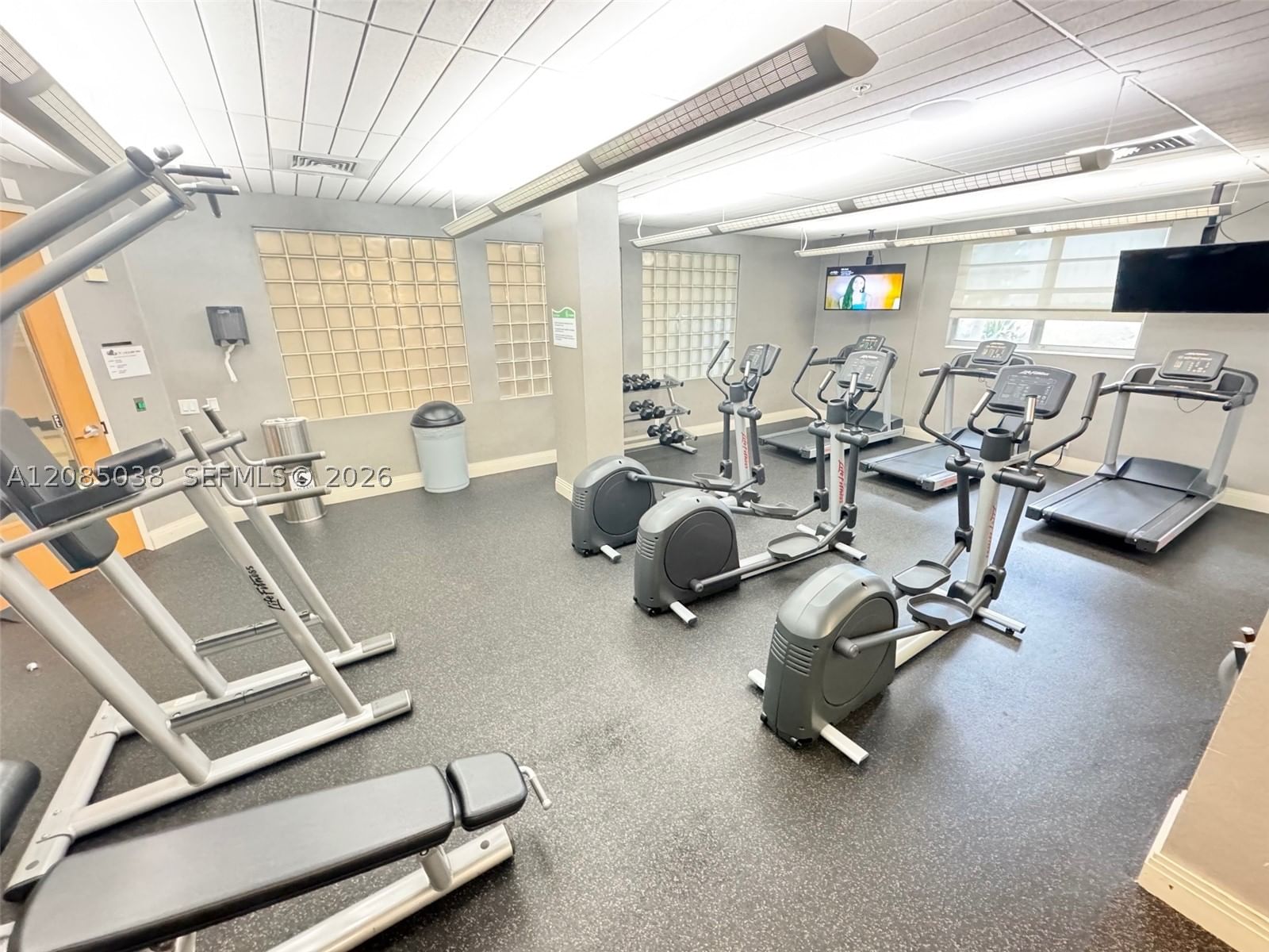 Real estate property located at 3901 Ocean Dr #11L, Broward, Tides On Hollywood Beach, Hollywood, FL