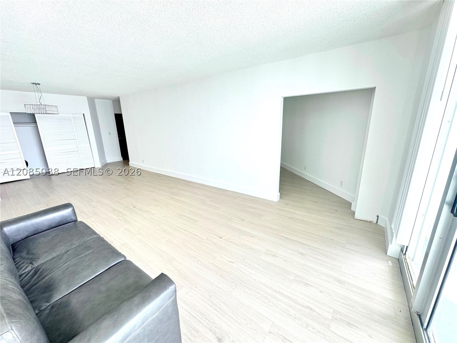 Real estate property located at 3901 Ocean Dr #11L, Broward, Tides On Hollywood Beach, Hollywood, FL