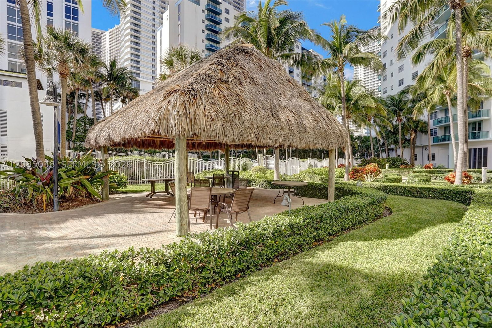 Real estate property located at 3901 Ocean Dr #11L, Broward, Tides On Hollywood Beach, Hollywood, FL