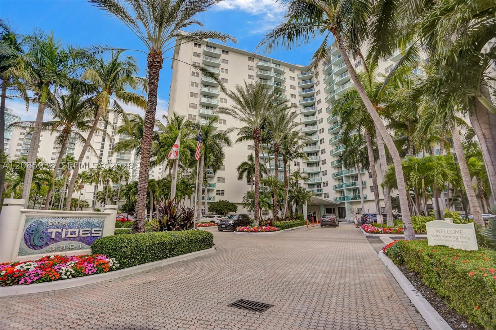 Real estate property located at 3901 Ocean Dr #11L, Broward, Tides On Hollywood Beach, Hollywood, FL