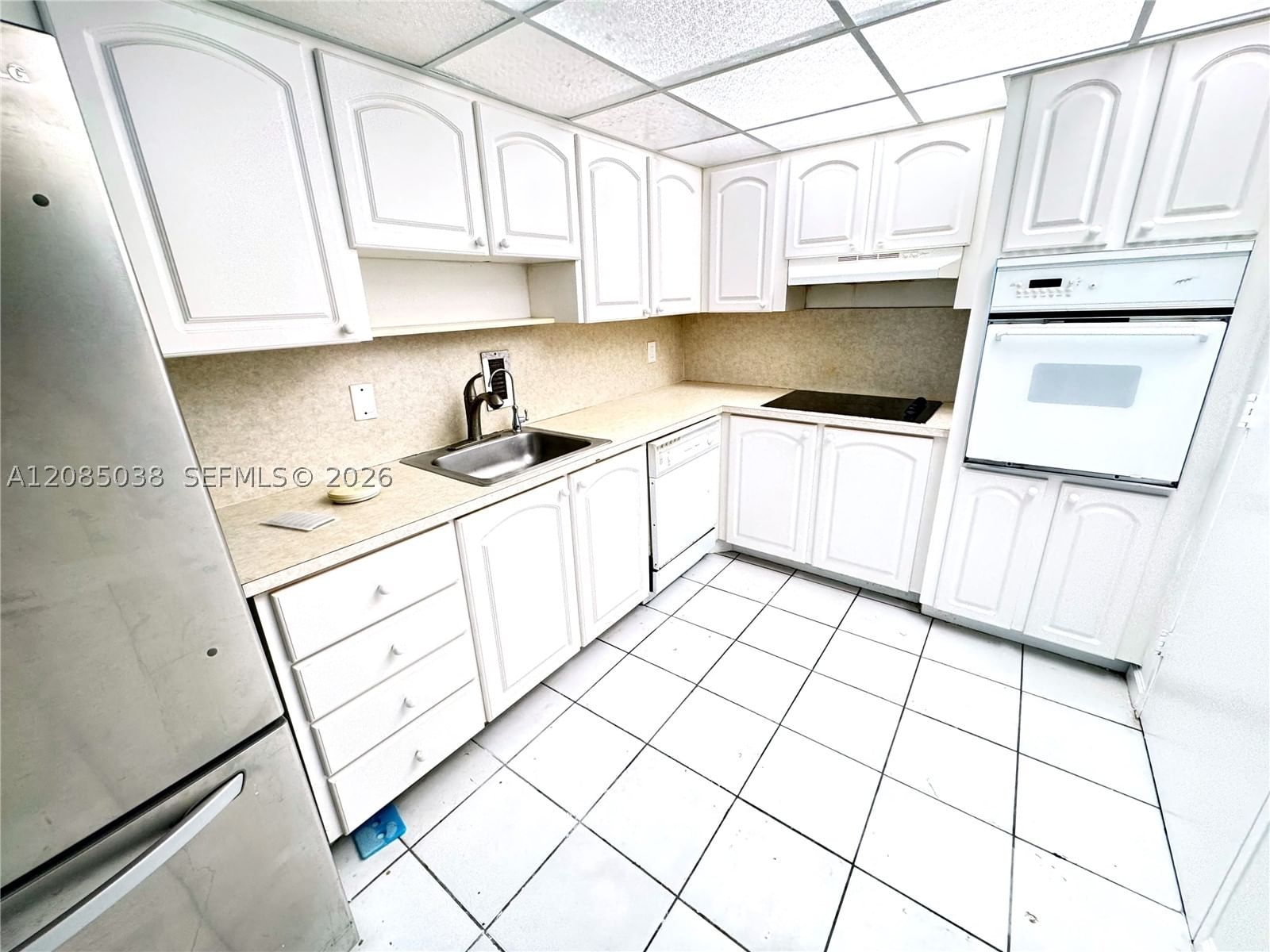 Real estate property located at 3901 Ocean Dr #11L, Broward, Tides On Hollywood Beach, Hollywood, FL