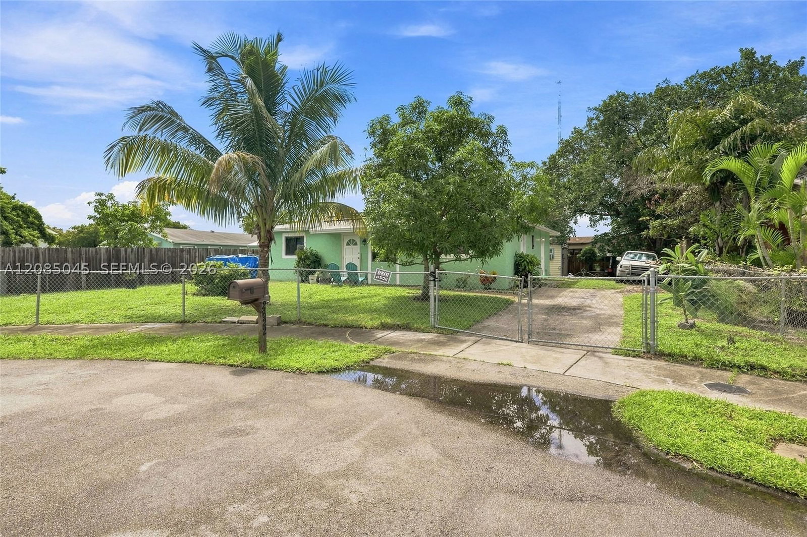 Real estate property located at 2622 24th Ct, Broward, Northwest Lauderdale 2 Ad, Fort Lauderdale, FL
