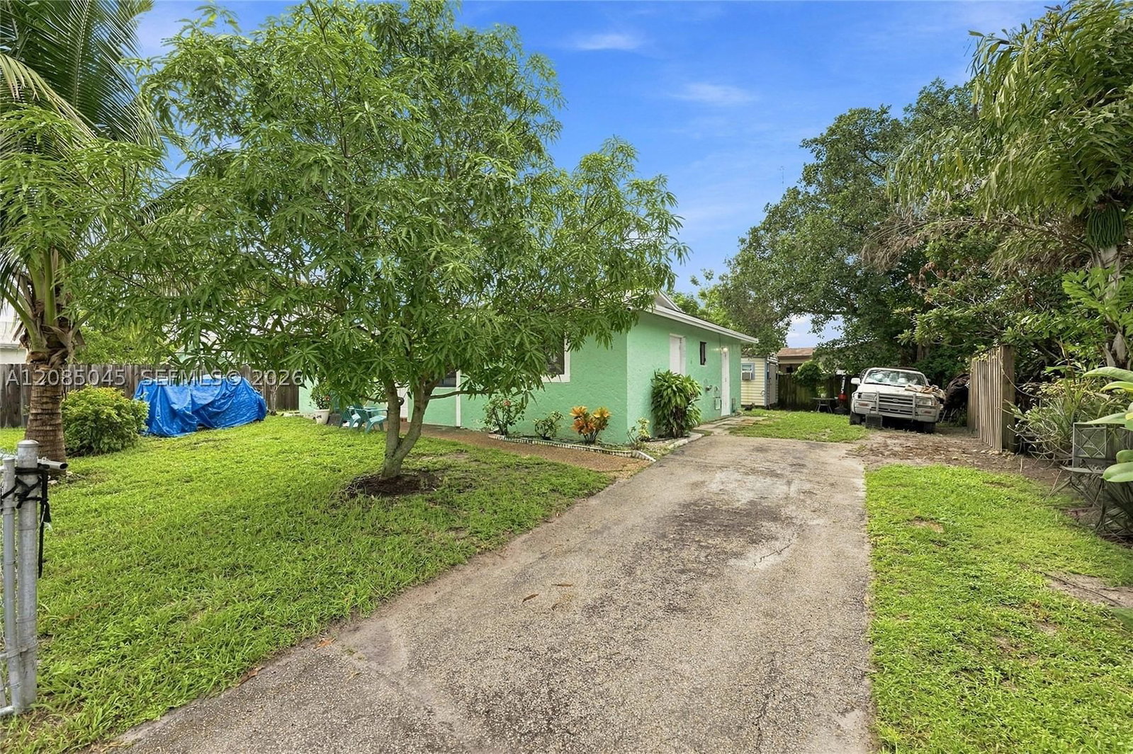Real estate property located at 2622 24th Ct, Broward, Northwest Lauderdale 2 Ad, Fort Lauderdale, FL