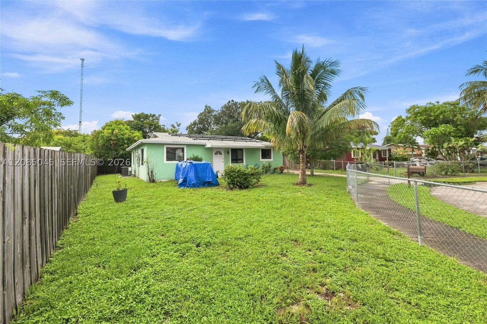 Real estate property located at 2622 24th Ct, Broward, Northwest Lauderdale 2 Ad, Fort Lauderdale, FL