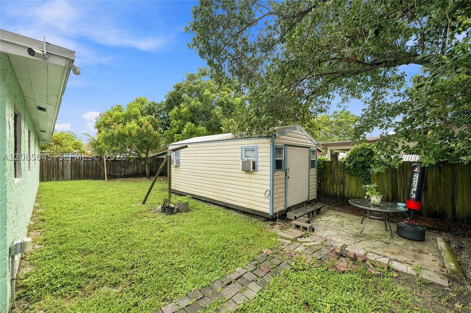 Real estate property located at 2622 24th Ct, Broward, Northwest Lauderdale 2 Ad, Fort Lauderdale, FL