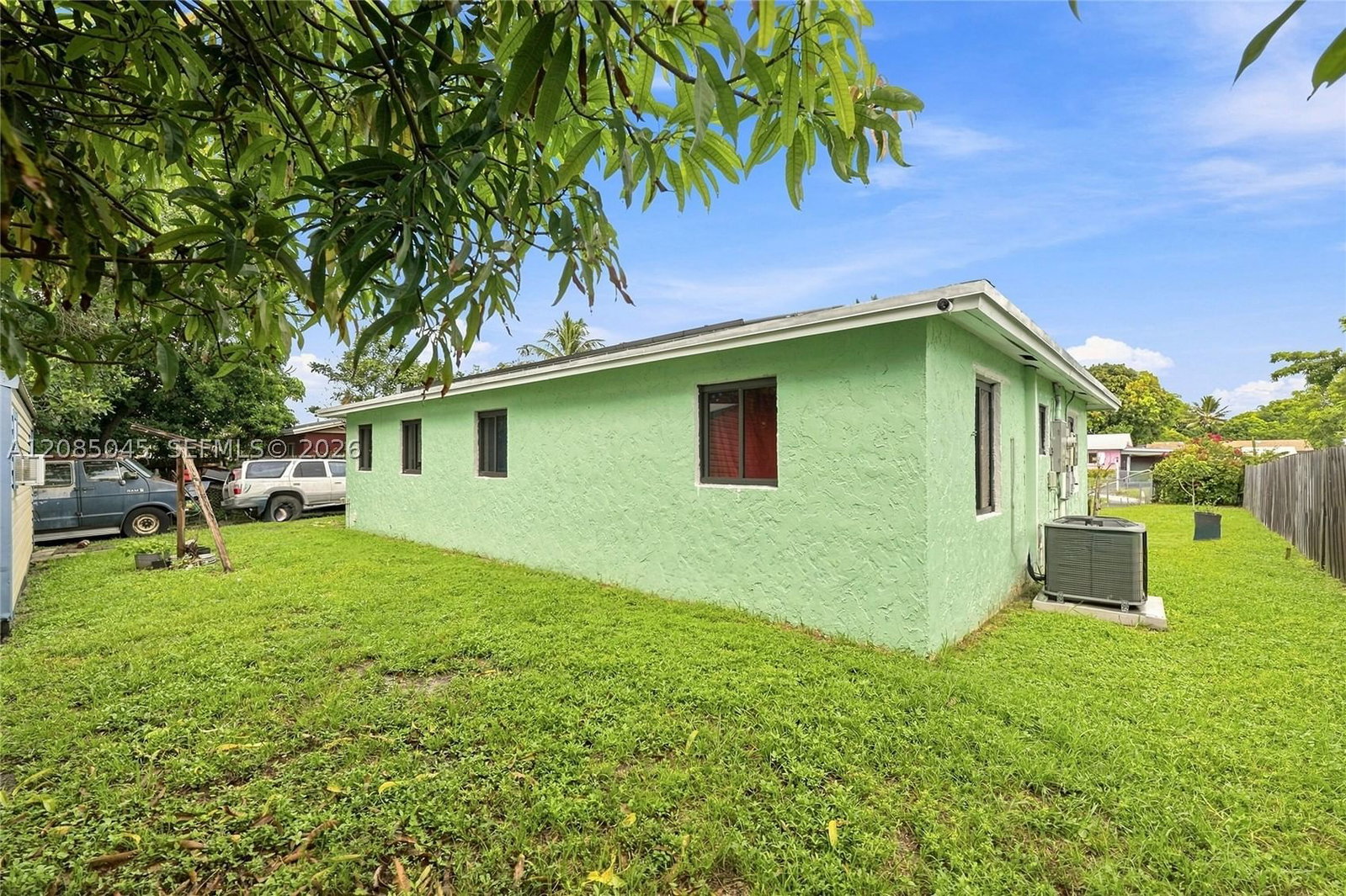 Real estate property located at 2622 24th Ct, Broward, Northwest Lauderdale 2 Ad, Fort Lauderdale, FL