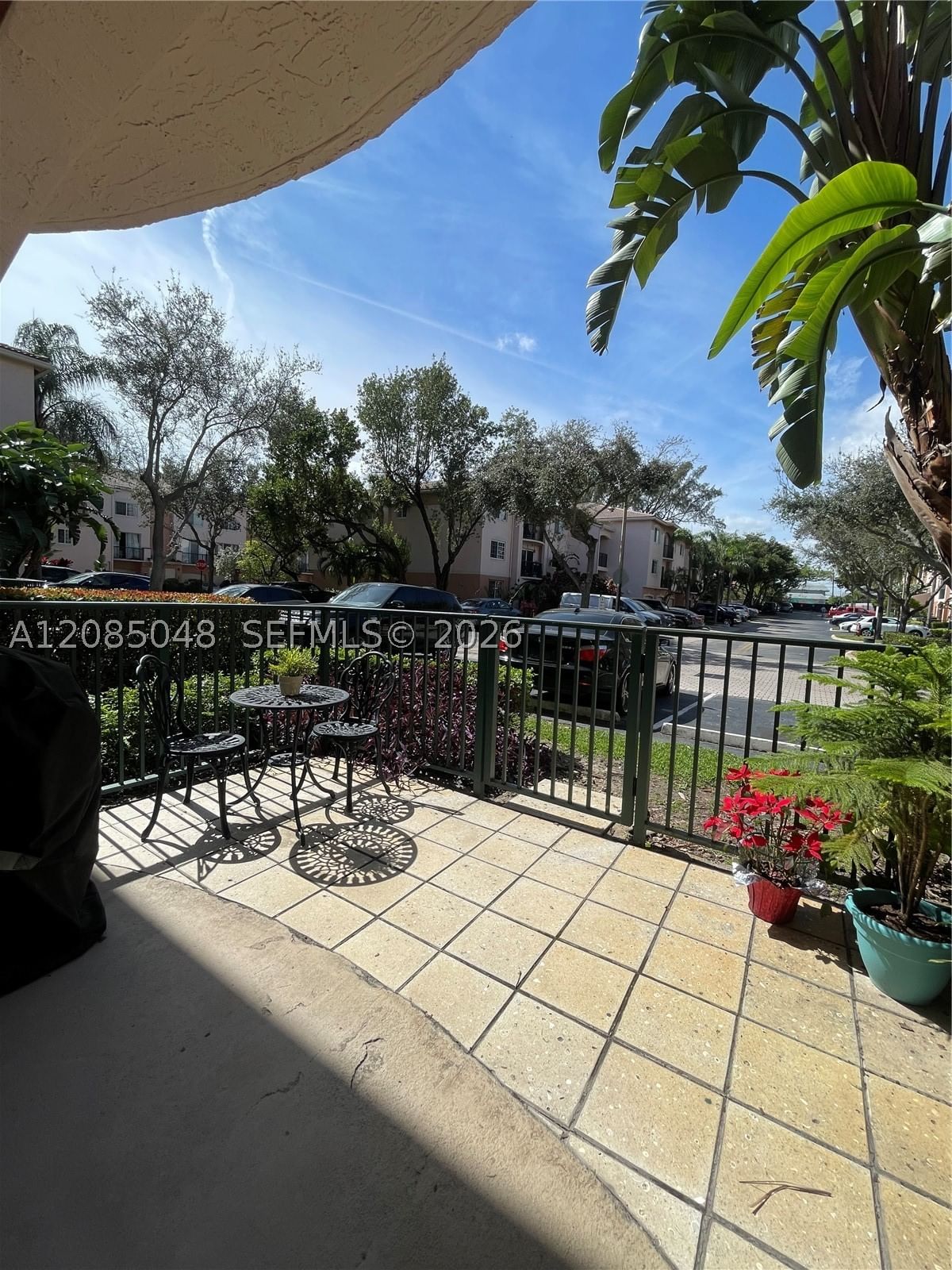 Real estate property located at 2009 10th Ave #303, Broward, Village East Condo, Fort Lauderdale, FL
