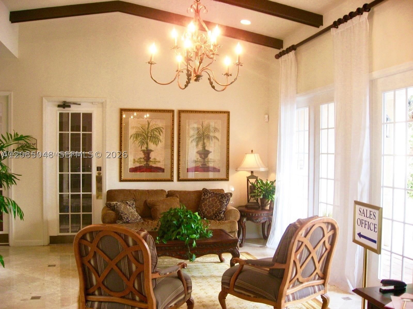 Real estate property located at 2009 10th Ave #303, Broward, Village East Condo, Fort Lauderdale, FL