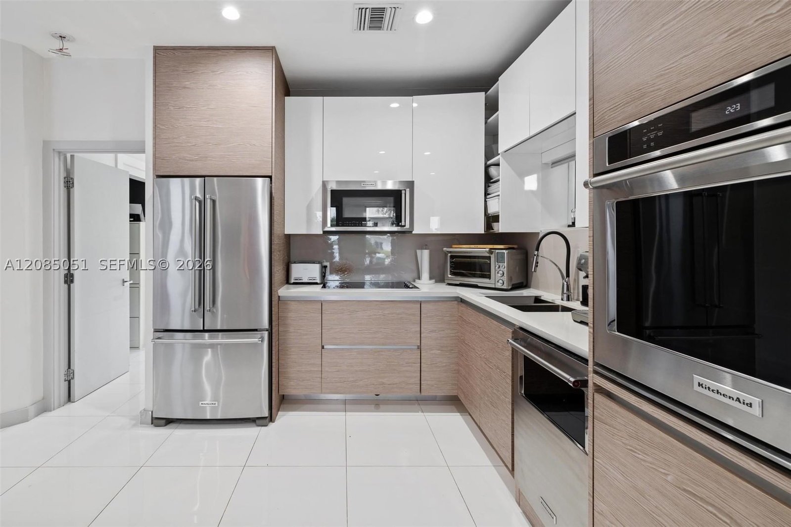 Real estate property located at 2615 213th St, Miami-dade, Biltmore Pk, Miami, FL