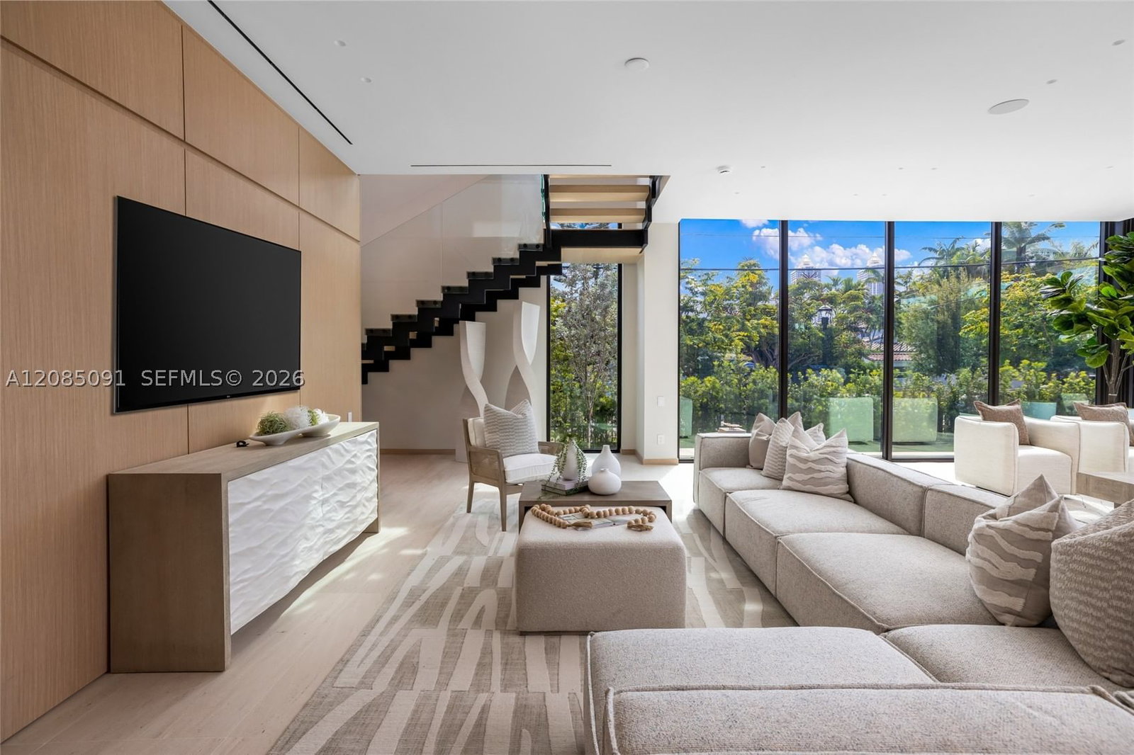 Real estate property located at 4940 Cherokee Ave, Miami-dade, Lake View Heights Sub, Miami Beach, FL