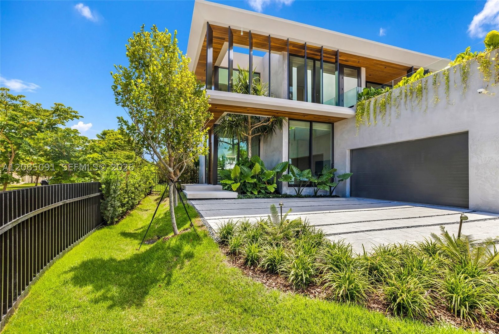 Real estate property located at 4940 Cherokee Ave, Miami-dade, Lake View Heights Sub, Miami Beach, FL
