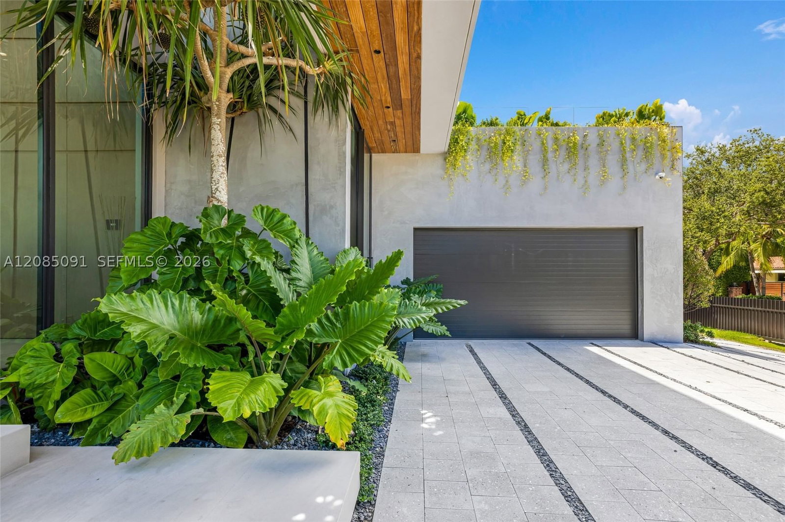 Real estate property located at 4940 Cherokee Ave, Miami-dade, Lake View Heights Sub, Miami Beach, FL