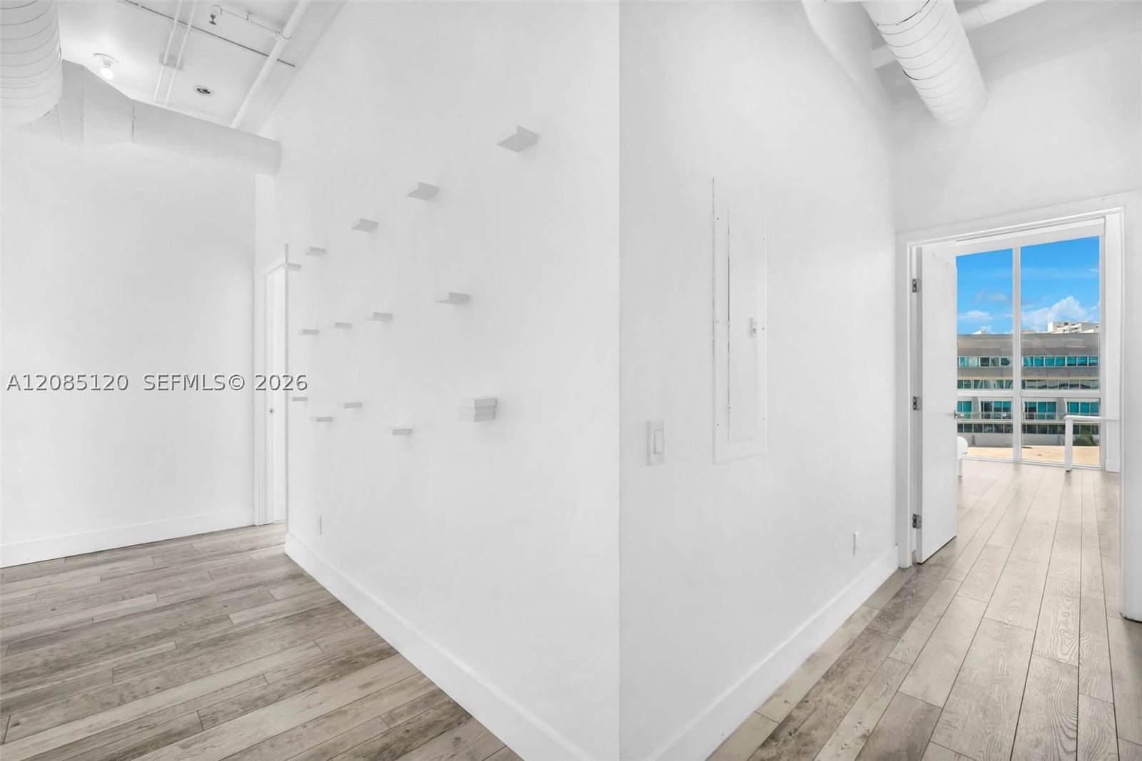 Real estate property located at 3029 188th St #725, Miami-dade, Uptown Marina Lofts Condo, Aventura, FL