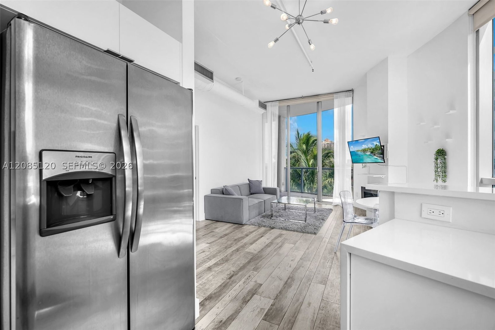 Real estate property located at 3029 188th St #725, Miami-dade, Uptown Marina Lofts Condo, Aventura, FL