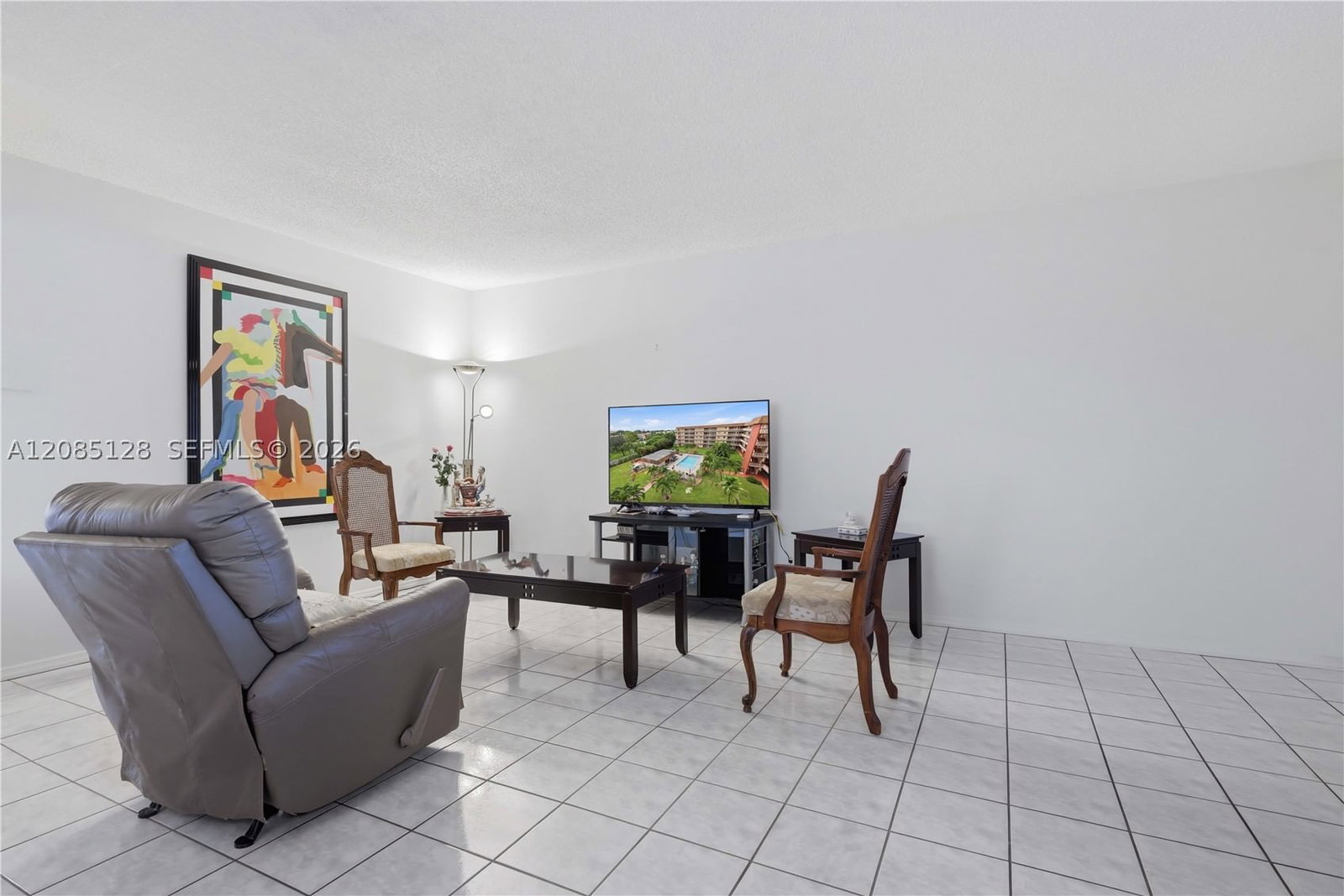 Real estate property located at 5300 Washington St W513, Broward, Beverly Hills Condo Numbe, Hollywood, FL