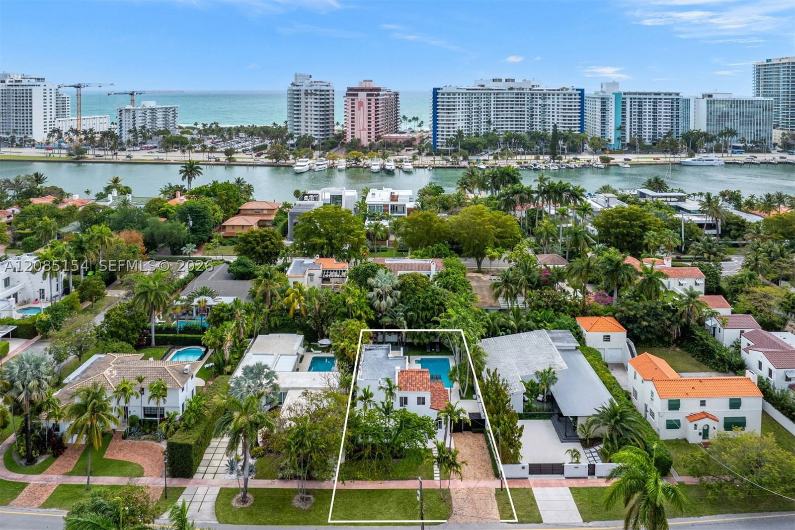 Real estate property located at 5237 La Gorce Drive, Miami-dade, Beach View Sub, Miami Beach, FL