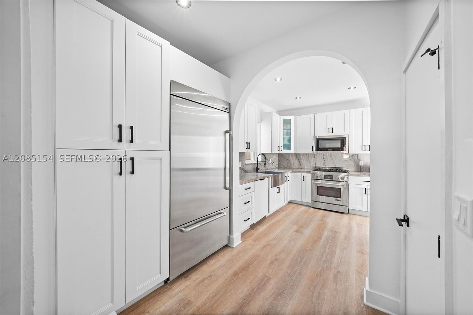 Real estate property located at 5237 La Gorce Drive, Miami-dade, Beach View Sub, Miami Beach, FL