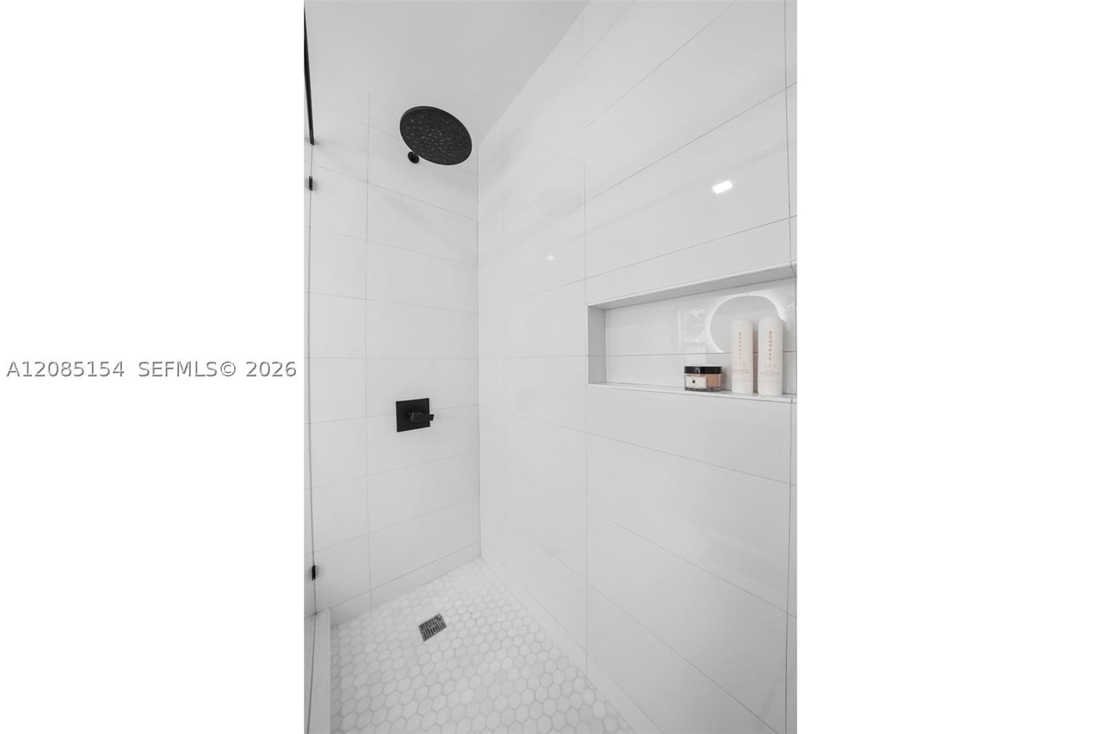 Real estate property located at 5237 La Gorce Drive, Miami-dade, Beach View Sub, Miami Beach, FL