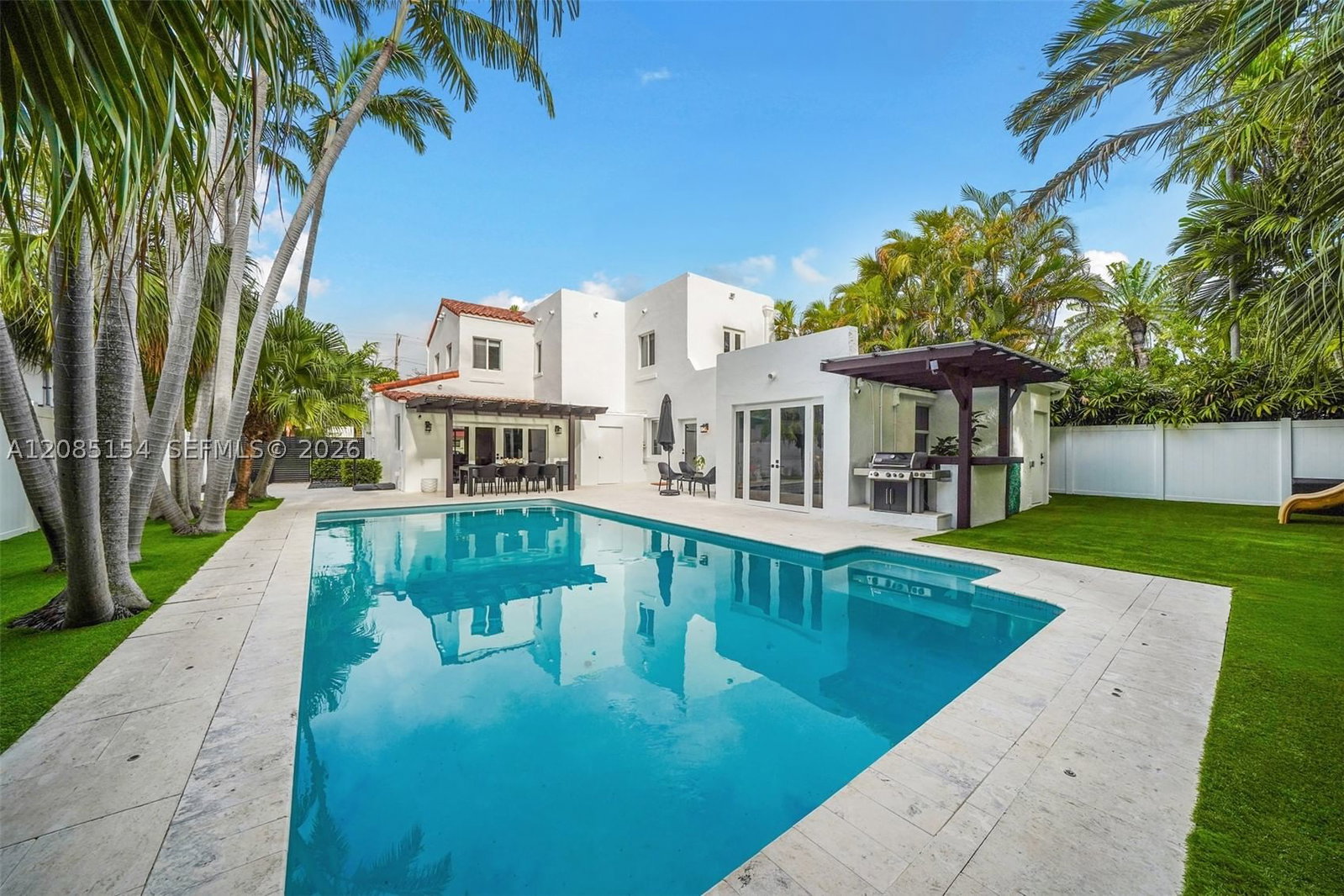 Real estate property located at 5237 La Gorce Drive, Miami-dade, Beach View Sub, Miami Beach, FL