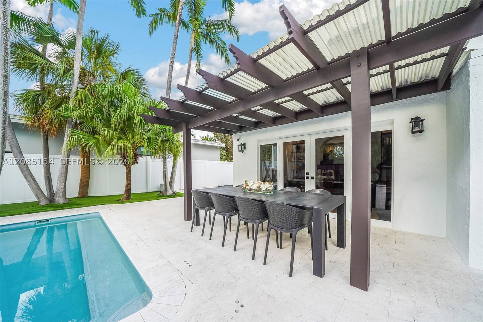 Real estate property located at 5237 La Gorce Drive, Miami-dade, Beach View Sub, Miami Beach, FL