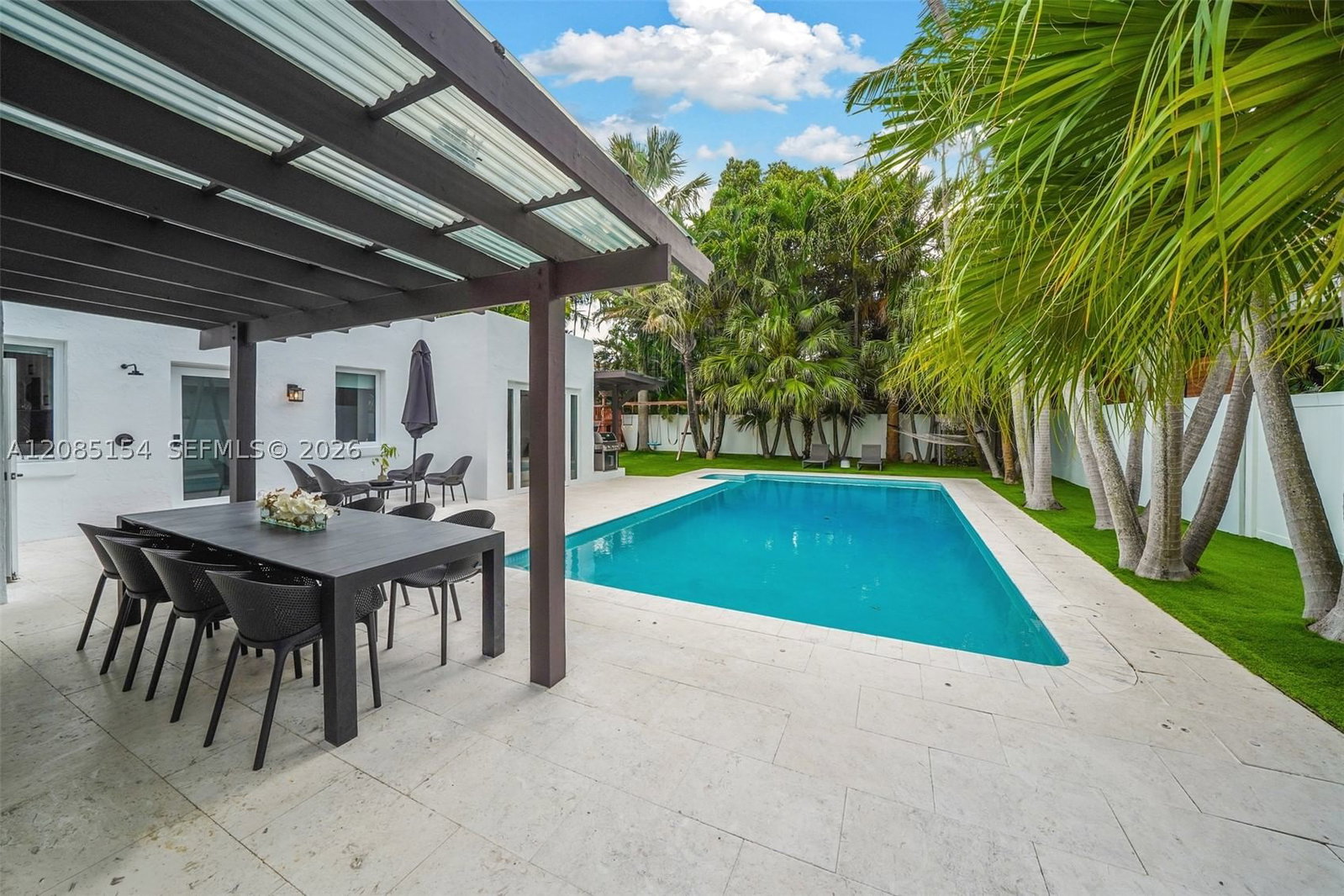 Real estate property located at 5237 La Gorce Drive, Miami-dade, Beach View Sub, Miami Beach, FL