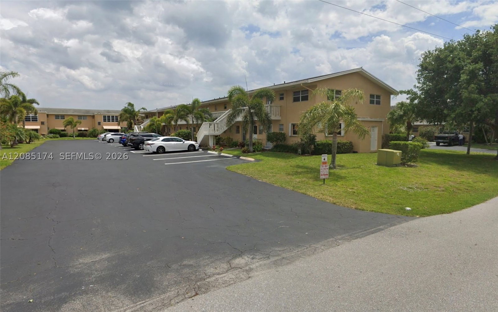 Real estate property located at 2102 1st Way #102, Palm Beach, Village Royale Condo 8, Boynton Beach, FL