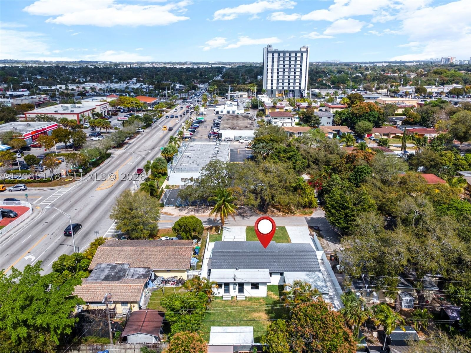 Real estate property located at 610 164th Ter, Miami-dade, Pleasant Village, Miami, FL