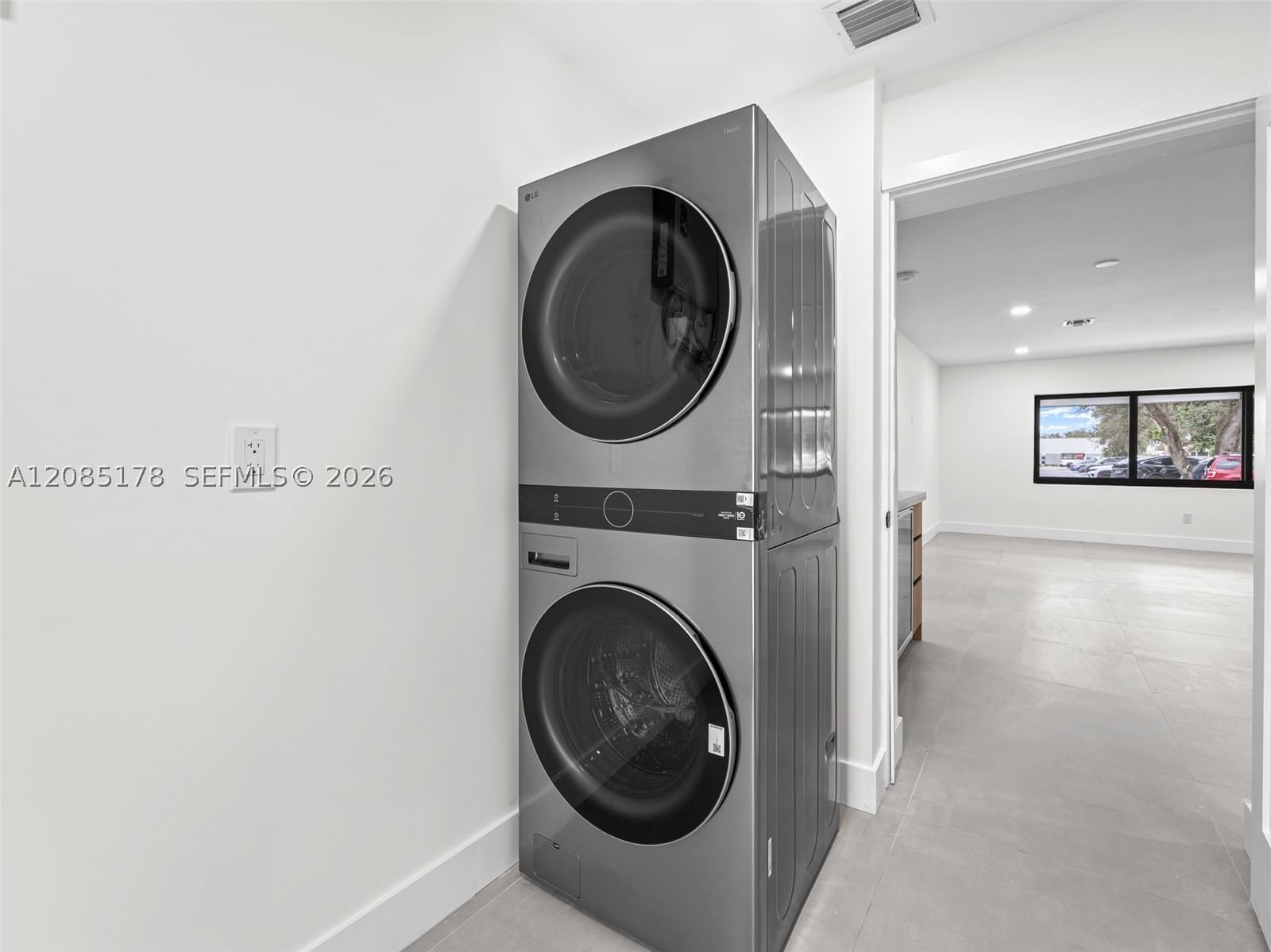 Real estate property located at 610 164th Ter, Miami-dade, Pleasant Village, Miami, FL