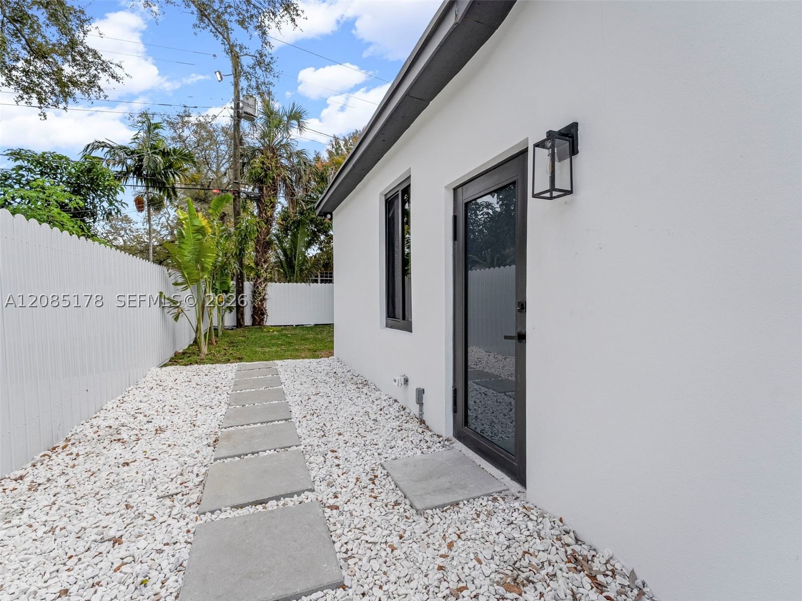 Real estate property located at 610 164th Ter, Miami-dade, Pleasant Village, Miami, FL