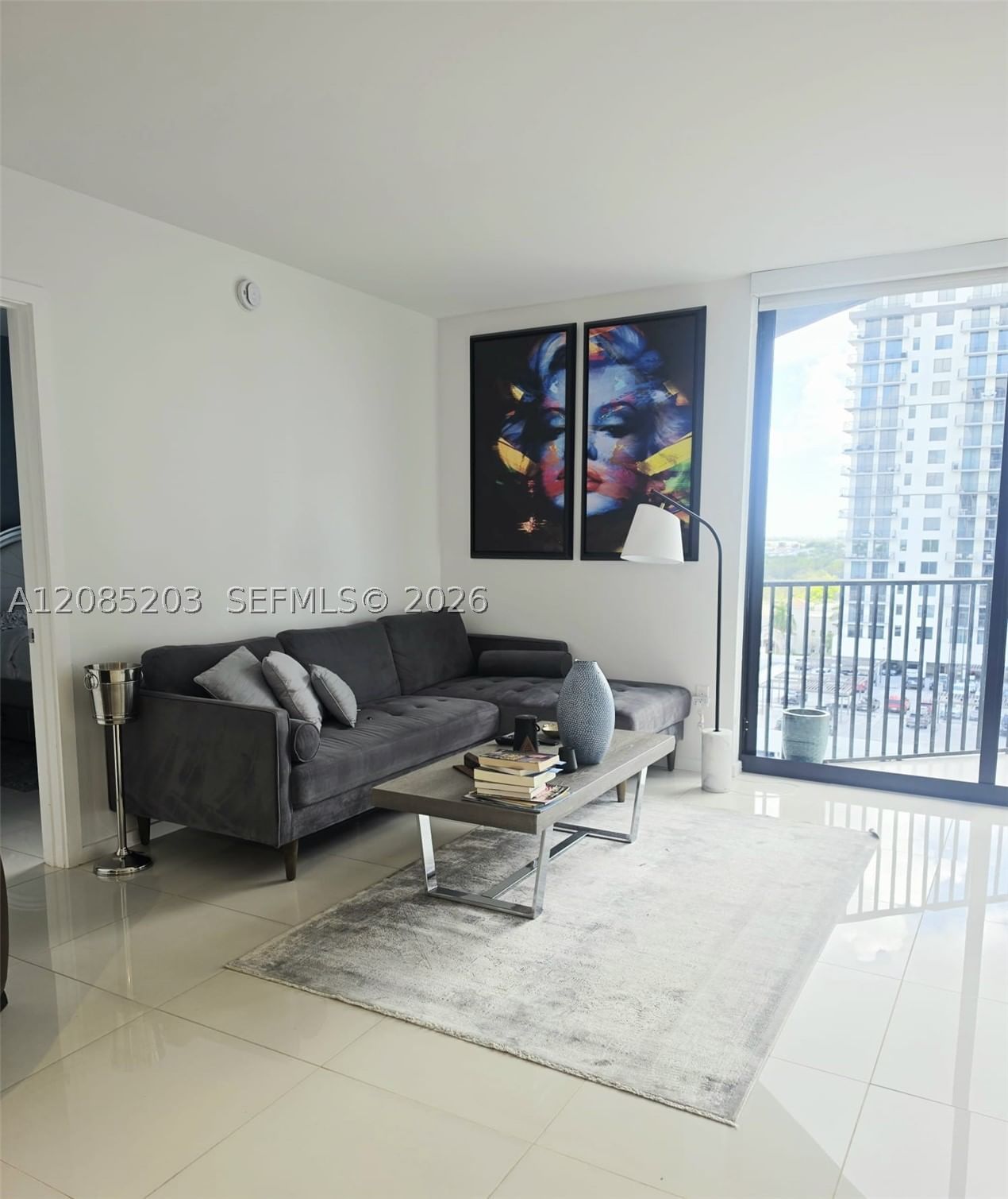 Real estate property located at 5252 85th Ave #809, Miami-dade, 5252 Paseo Condo, Doral, FL