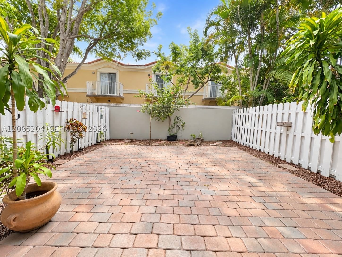 Real estate property located at 12966 29th Ct, Broward, Pod 14 At Monarch Lakes, Miramar, FL