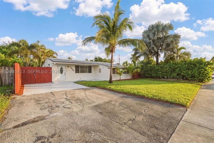 Real estate property located at 5820 2nd Ave, Broward, Patterson Park 2 Add, Oakland Park, FL